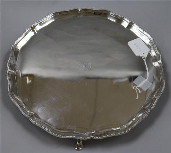 A Scottish George V silver presentation salver, Dia 36cm, 40oz